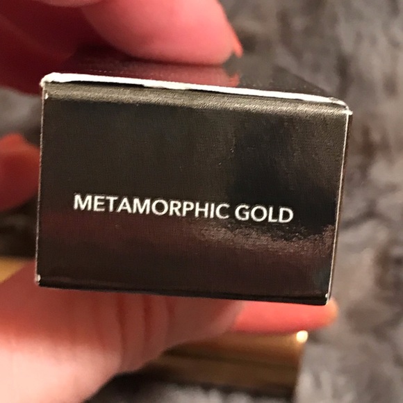 Becca Volcano Goddess Bundle - Picture 3 of 7